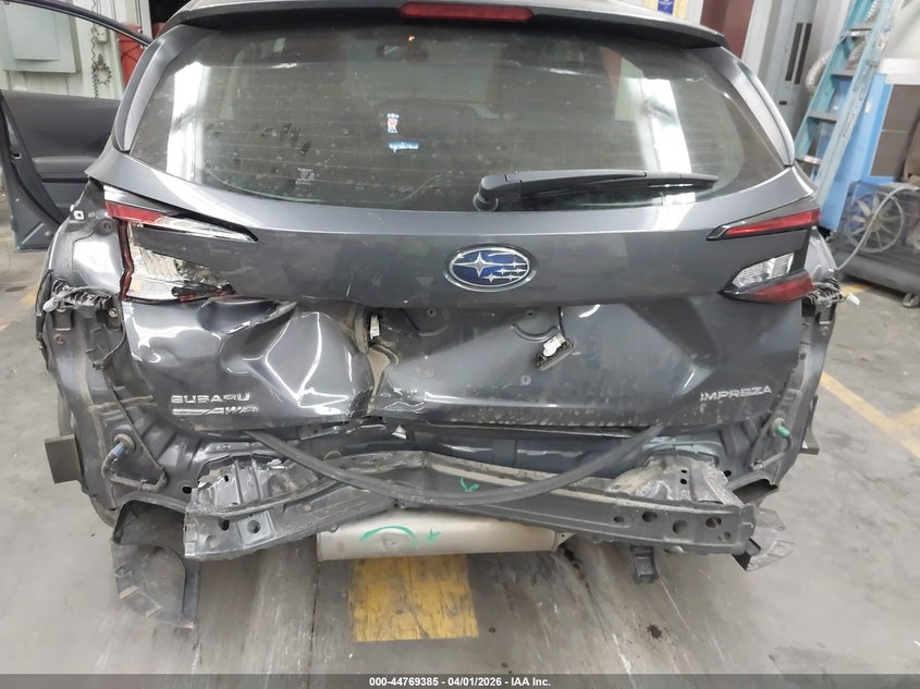 2024 Subaru Impreza VIN JF1GUABCXR8284936 IAAI salvage auction — REAR END, Wait Title, sold $5,450 on 2026-07-21 (photo 6)