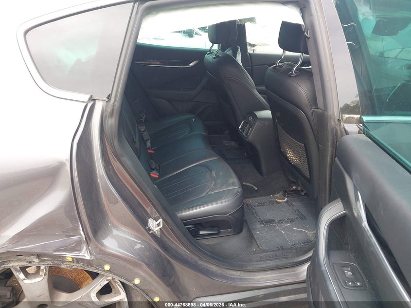2017 Maserati Levante VIN ZN661XUA6HX245552 IAAI salvage auction — ALL OVER, Salvage (Alabama), sold $2,350 on 2026-07-29 (photo 8)