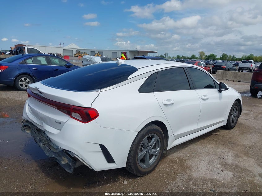 2021 Kia K5 VIN 5XXG14J28MG042696 IAAI salvage auction — REAR END, Original (Texas), sold $4,100 on 2026-07-22 (photo 4)