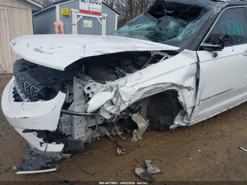 2024 Jeep Grand cherokee VIN 1C4RJHEG3R8954281 IAAI salvage auction — ROLLOVER, Salvage (Pennsylvania), sold $4,100 on 2026-08-01 (photo 6)