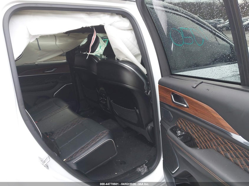 2024 Jeep Grand cherokee VIN 1C4RJHEG3R8954281 IAAI salvage auction — ROLLOVER, Salvage (Pennsylvania), sold $4,100 on 2026-08-01 (photo 8)