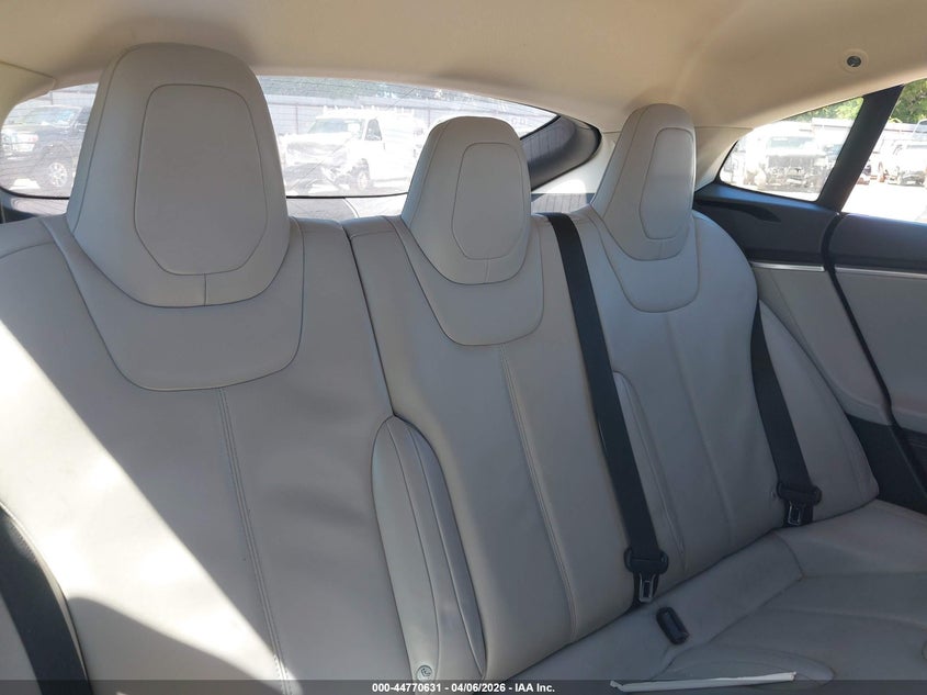 2015 Tesla Model s VIN 5YJSA1H12FFP74396 IAAI salvage auction — FRONT END, Wait Title, sold $2,500 on 2026-07-11 (photo 8)