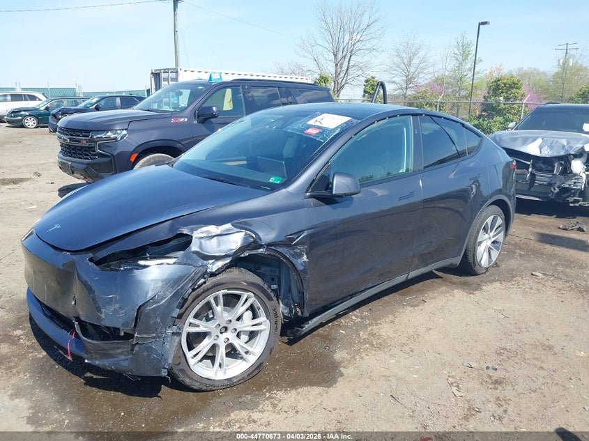 2024 Tesla Model y VIN 7SAYGAEEXRF020217 IAAI salvage auction — FRONT END, Salvage (Virginia), sold $13,750 on 2026-08-01 (photo 2)