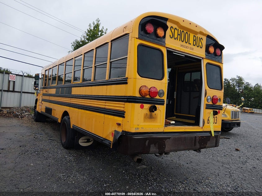 2015 Blue bird School bus / transit bus VIN 1BAKCCPA1FF307306 IAAI salvage auction — NORMAL WEAR, Clear (Georgia), sold $1,000 on 2026-09-16 (photo 3)