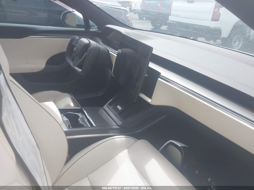 2023 Tesla Model s VIN 5YJSA1E61PF510703 IAAI salvage auction — FRONT END, Wait Title, sold $33,500 on 2026-07-16 (photo 5)