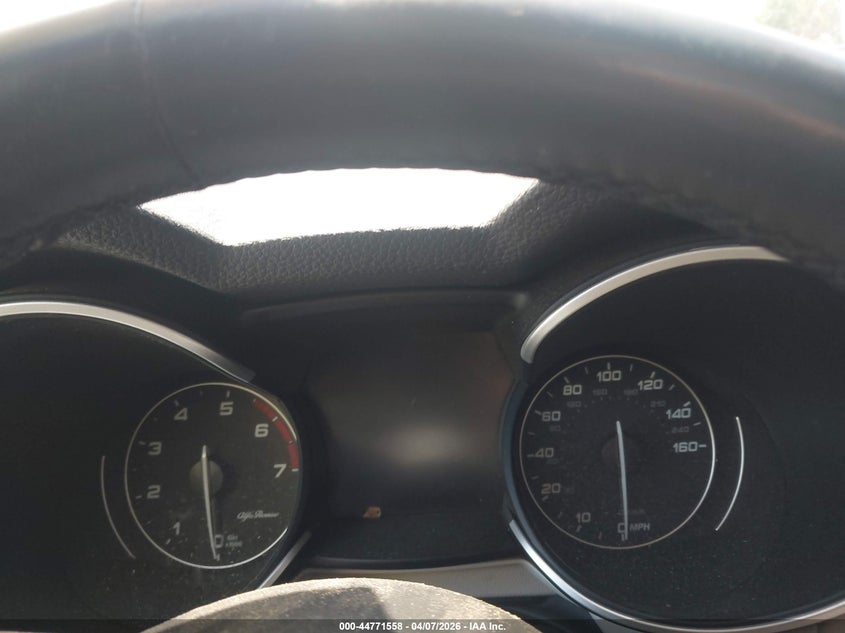 2020 Alfa romeo Stelvio VIN ZASPAKBN0L7C82661 IAAI salvage auction — FRONT & REAR, Wait Title, sold $3,250 on 2026-07-15 (photo 7)