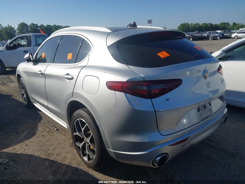 2020 Alfa romeo Stelvio VIN ZASPAKBN0L7C82661 IAAI salvage auction — FRONT & REAR, Wait Title, sold $3,250 on 2026-07-15 (photo 3)