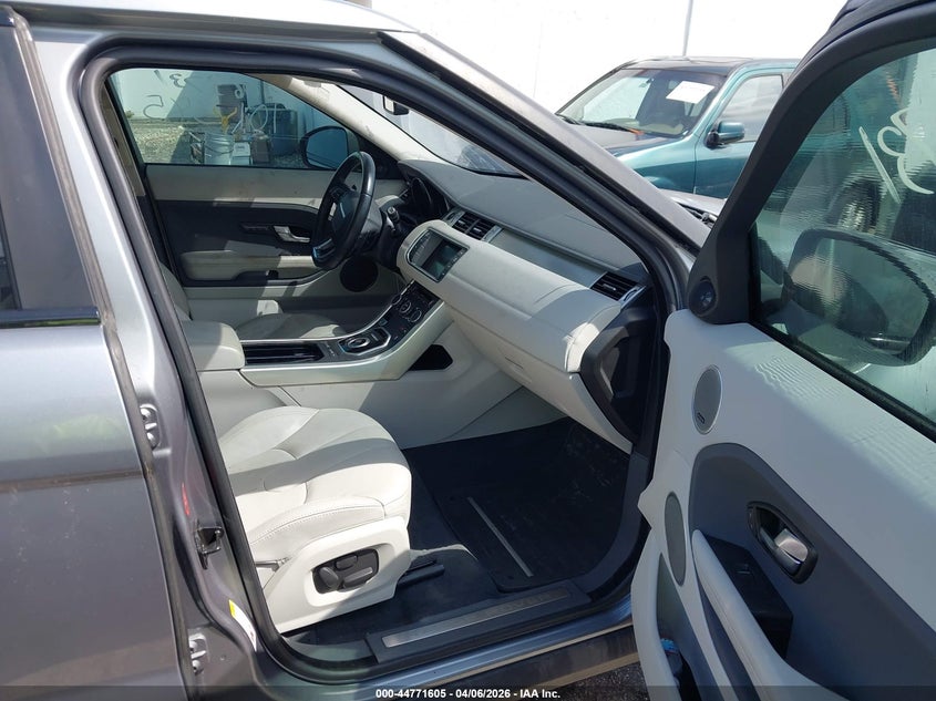 2015 Land rover Range rover evoque VIN SALVP2BG5FH964023 IAAI salvage auction — FRONT END, Clear (Florida), sold $250 on 2026-07-22 (photo 5)
