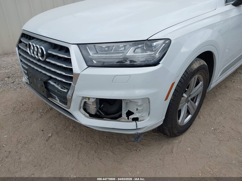 2019 Audi Q7 VIN WA1LHAF73KD030714 IAAI salvage auction — THEFT, Original (Texas), sold $3,700 on 2026-07-06 (photo 6)