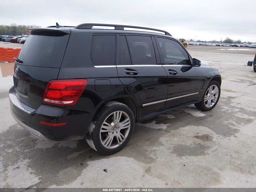 2015 Mercedes-benz Glk-klasse VIN WDCGG5HB2FG355212 IAAI salvage auction — FRONT END, Wait Title, sold $3,900 on 2026-07-11 (photo 4)