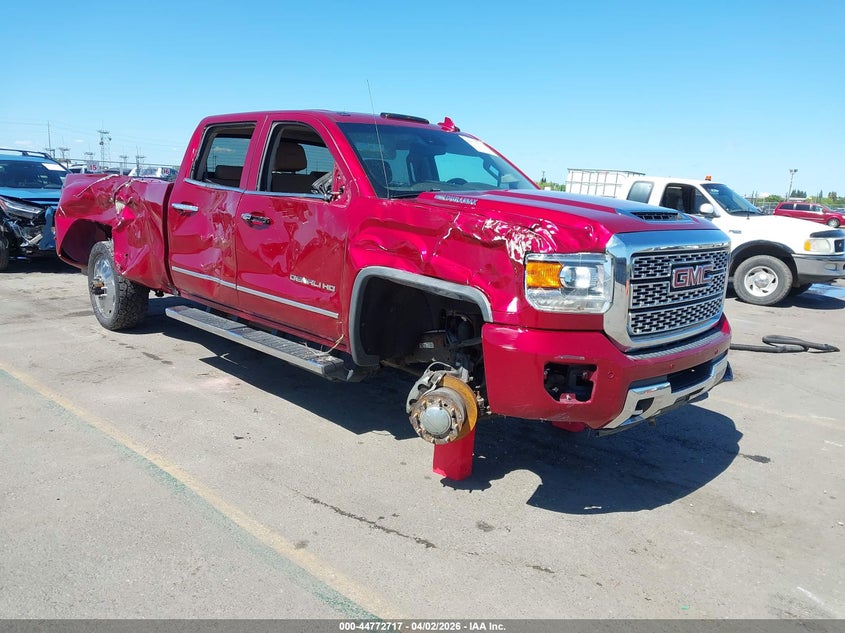 2018 Gmc SIERRA VIN 1GT42YEY6JF225420 IAAI salvage auction — SIDE, Wait Title, sold $8,000 on 2026-08-19 (photo 1)