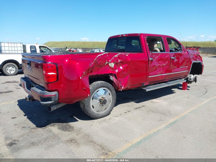 2018 Gmc SIERRA VIN 1GT42YEY6JF225420 IAAI salvage auction — SIDE, Wait Title, sold $8,000 on 2026-08-19 (photo 4)