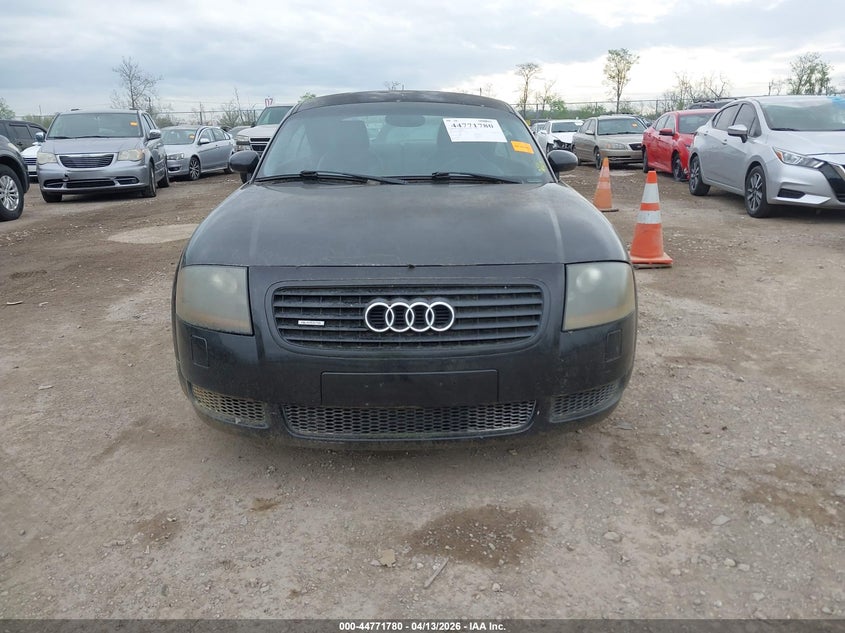 2001 Audi Tt VIN TRUWX28N611025388 IAAI salvage auction — NORMAL WEAR, Original (Ohio), sold $400 on 2026-07-16 (photo 6)