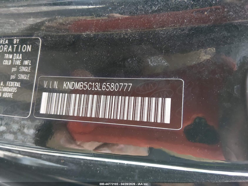 2020 Kia SEDONA VIN KNDMB5C13L6580777 IAAI salvage auction — SIDE, Salvage (Texas), sold $4,400 on 2026-07-22 (photo 9)