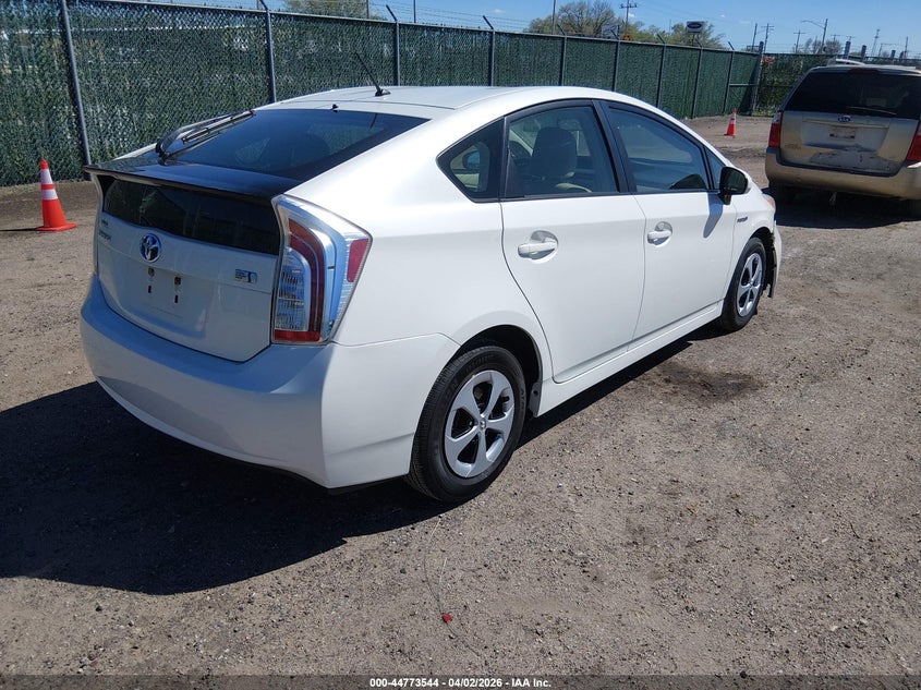 2014 Toyota Prius VIN JTDKN3DU8E1758033 IAAI salvage auction — FRONT END, Clear (Kansas), sold $2,700 on 2026-07-10 (photo 4)