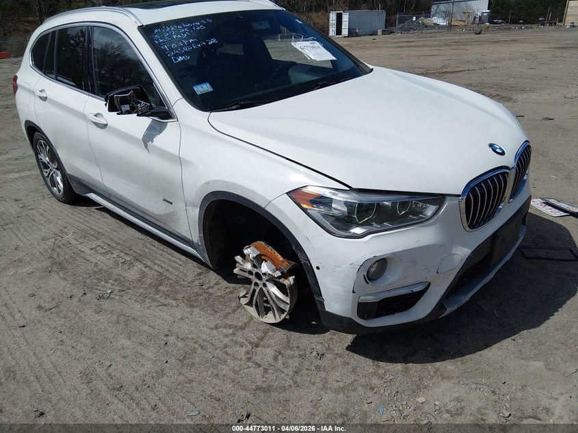 2017 BMW X1 VIN WBXHT3Z37H4A52289 IAAI salvage auction — RIGHT FRONT, Wait Title, sold $3,800 on 2026-09-15 (photo 1)