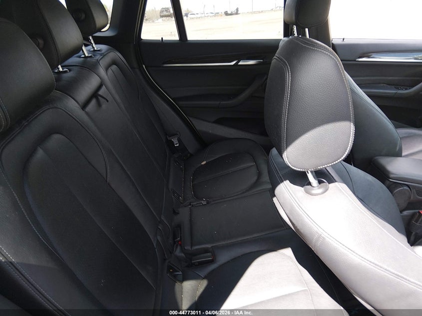 2017 BMW X1 VIN WBXHT3Z37H4A52289 IAAI salvage auction — RIGHT FRONT, Wait Title, sold $3,800 on 2026-09-15 (photo 8)