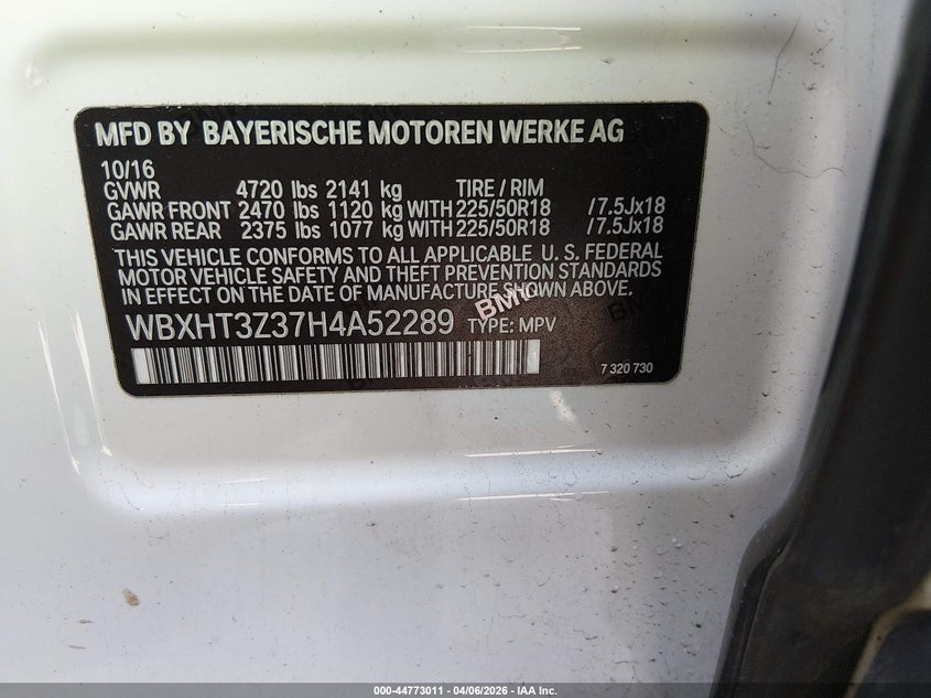 2017 BMW X1 VIN WBXHT3Z37H4A52289 IAAI salvage auction — RIGHT FRONT, Wait Title, sold $3,800 on 2026-09-15 (photo 9)