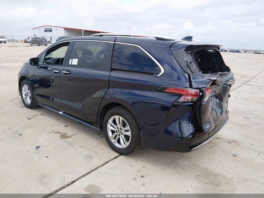 2026 Toyota Sienna VIN 5TDZRKEC1TS301728 IAAI salvage auction — REAR END, Wait Title, sold $26,150 on 2026-07-17 (photo 3)