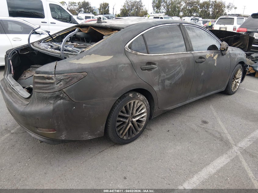 2015 Lexus ES VIN JTHBK1GG4F2187511 IAAI salvage auction — EXTERIOR BURN, Non-Repairable (California), sold $800 on 2026-07-16 (photo 4)
