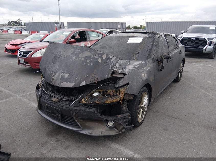 2015 Lexus ES VIN JTHBK1GG4F2187511 IAAI salvage auction — EXTERIOR BURN, Non-Repairable (California), sold $800 on 2026-07-16 (photo 6)