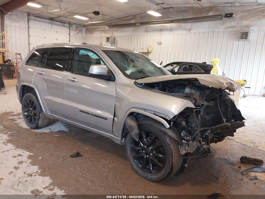 2020 Jeep Grand cherokee VIN 1C4RJFAG3LC417442 IAAI salvage auction — FRONT END, Wait Title, sold $3,850 on 2026-07-18 (photo 1)
