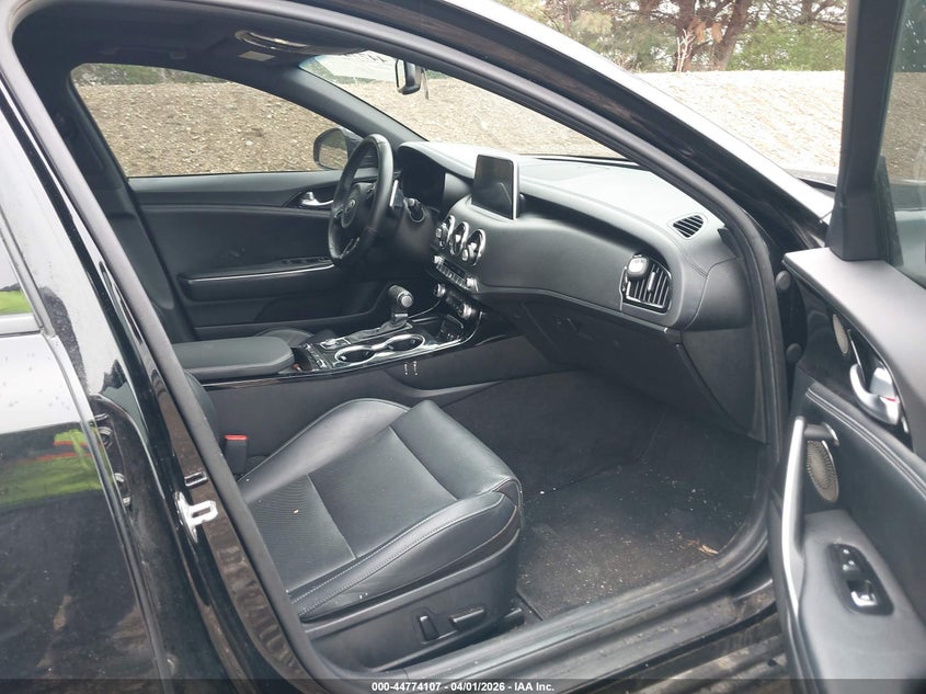 2021 Kia Stinger VIN KNAE15LA6M6092025 IAAI salvage auction — LEFT REAR, Wait Title, sold $4,225 on 2026-07-08 (photo 5)