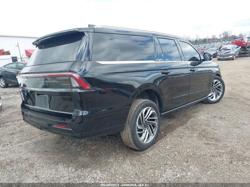 2025 Lincoln Navigator VIN 5LMJJ3LG2SEL01069 IAAI salvage auction — LEFT FRONT, Salvage Title, sold $36,225 on 2026-07-20 (photo 4)