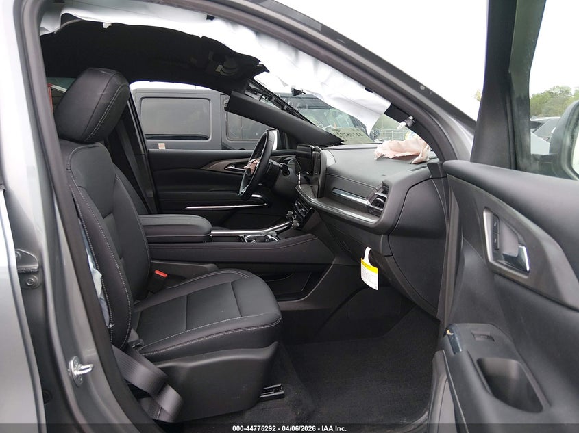 2026 Chevrolet Traverse VIN 1GNEVGKS1TJ128302 IAAI salvage auction — FRONT END, Salvage Title (New York), sold $13,100 on 2026-09-03 (photo 5)