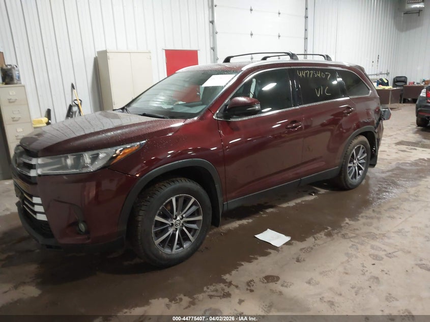 2019 Toyota Highlander VIN 5TDJZRFH5KS708210 IAAI salvage auction — REAR END, Salvage (Minnesota), sold $9,000 on 2026-07-08 (photo 2)