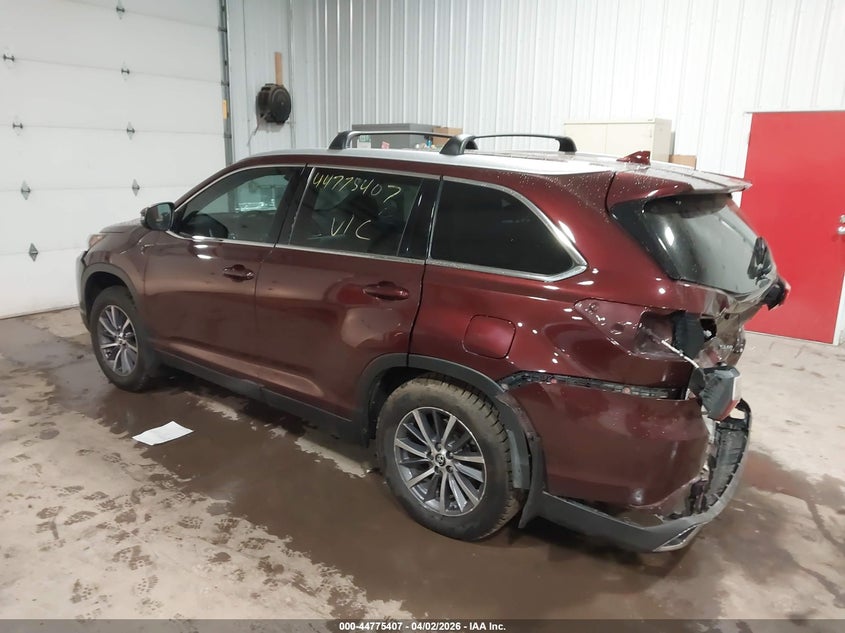 2019 Toyota Highlander VIN 5TDJZRFH5KS708210 IAAI salvage auction — REAR END, Salvage (Minnesota), sold $9,000 on 2026-07-08 (photo 3)