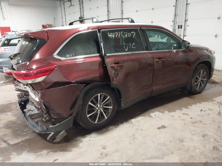 2019 Toyota Highlander VIN 5TDJZRFH5KS708210 IAAI salvage auction — REAR END, Salvage (Minnesota), sold $9,000 on 2026-07-08 (photo 4)