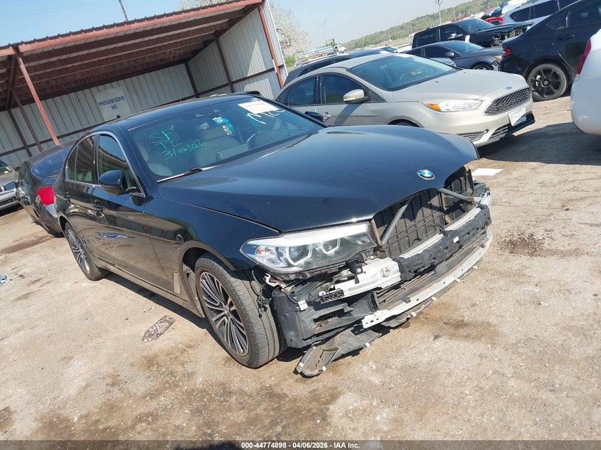 2020 BMW 5 series VIN WBAJR3C0XLCE52029 — IAAI salvage auction photo