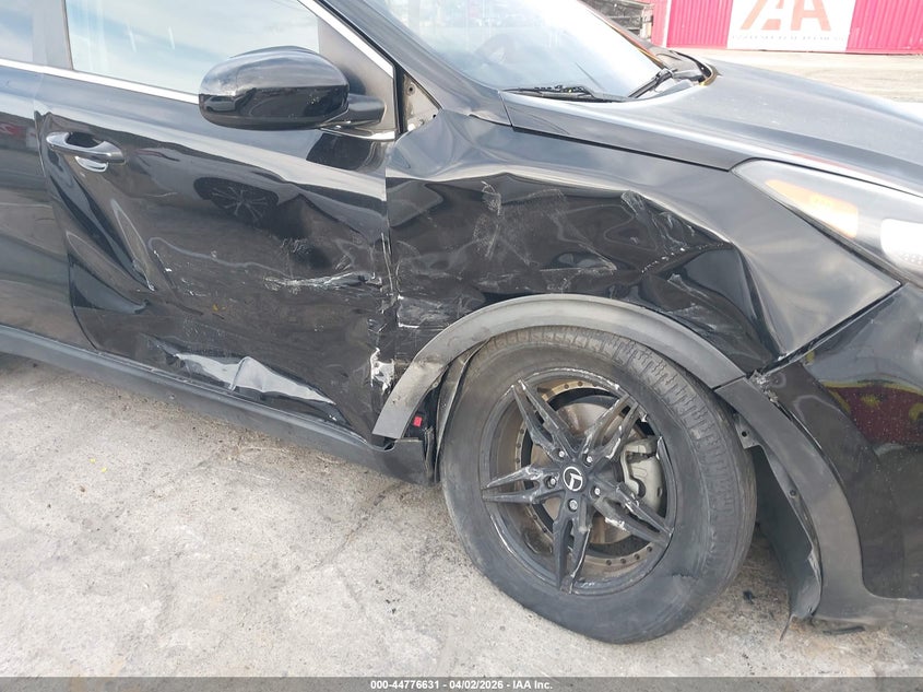 2018 Kia Sportage VIN KNDPM3AC7J7337156 IAAI salvage auction — SIDE, Wait Title, sold $2,050 on 2026-07-12 (photo 6)