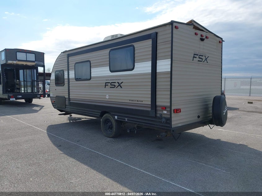 2018 Forest river Other VIN 4X4TWDU14JY091700 IAAI salvage auction — UNKNOWN, Salvage (Indiana), sold $1,000 on 2026-07-29 (photo 3)