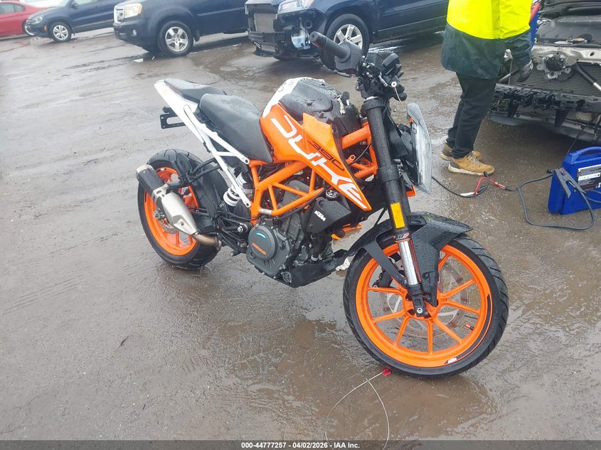 2017 Ktm 390 adventure VIN MD2JPJ404HC215837 IAAI salvage auction — FRONT & REAR, Salvage (Massachusetts), sold $700 on 2026-09-30 (photo 1)