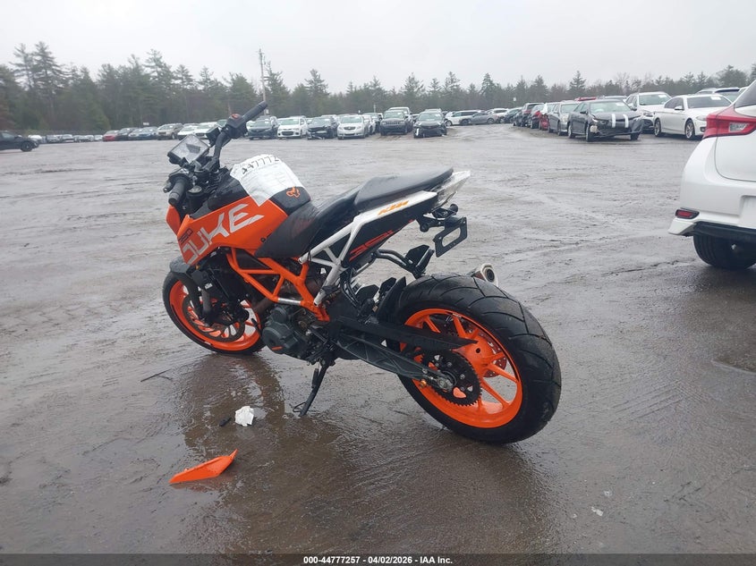 2017 Ktm 390 adventure VIN MD2JPJ404HC215837 IAAI salvage auction — FRONT & REAR, Salvage (Massachusetts), sold $700 on 2026-09-30 (photo 3)