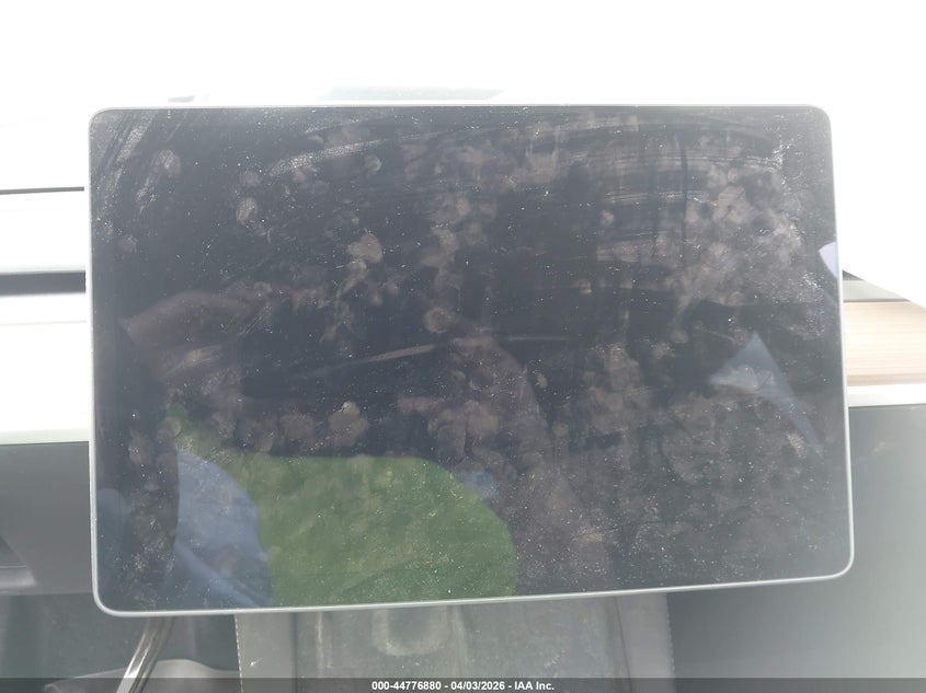 2025 Tesla Model y VIN 7SAYGAEE1SF300193 IAAI salvage auction — FRONT END, Wait Title, sold $8,800 on 2026-07-23 (photo 7)