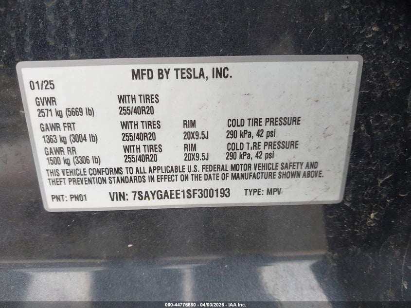 2025 Tesla Model y VIN 7SAYGAEE1SF300193 IAAI salvage auction — FRONT END, Wait Title, sold $8,800 on 2026-07-23 (photo 9)