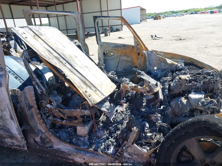 2022 Land rover Defender VIN SALEK7RX5N2098729 IAAI salvage auction — Burn Engine, Non-Repairable (Texas), sold $25 on 2026-07-21 (photo 5)