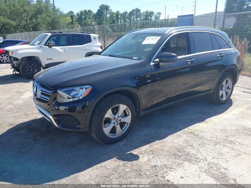2017 Mercedes-benz Glc VIN WDC0G4KB7HF262277 IAAI salvage auction — RIGHT FRONT, Wait Title, sold $5,900 on 2026-07-29 (photo 2)
