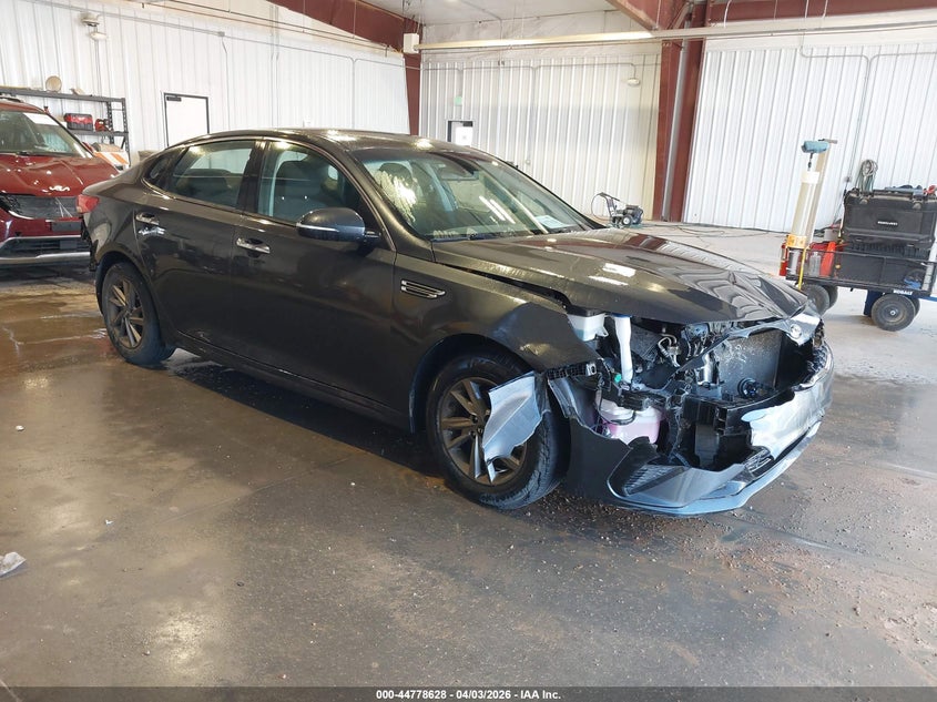 2020 Kia Optima VIN 5XXGT4L38LG450498 IAAI salvage auction — FRONT END, Wait Title, sold $1,550 on 2026-07-13 (photo 1)