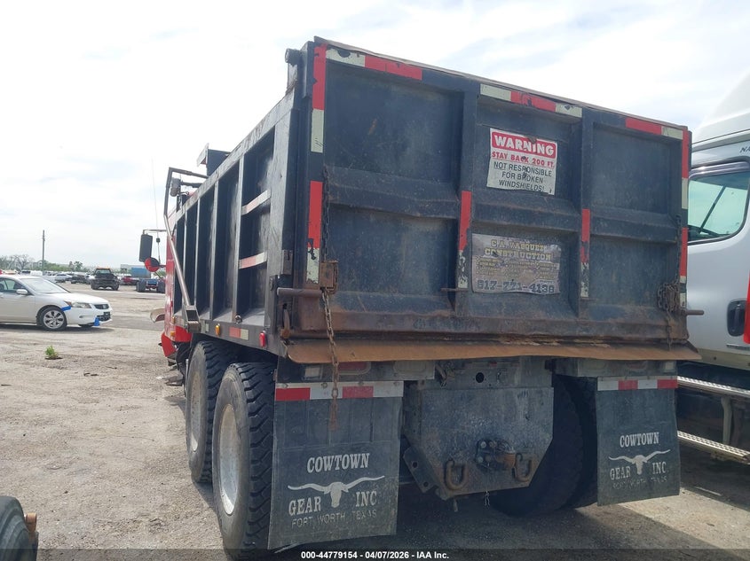 1995 Freightliner Conventional VIN 2FUY3EDB0SA459645 IAAI salvage auction — FRONT END, Salvage (Texas), sold $3,550 on 2026-07-07 (photo 3)