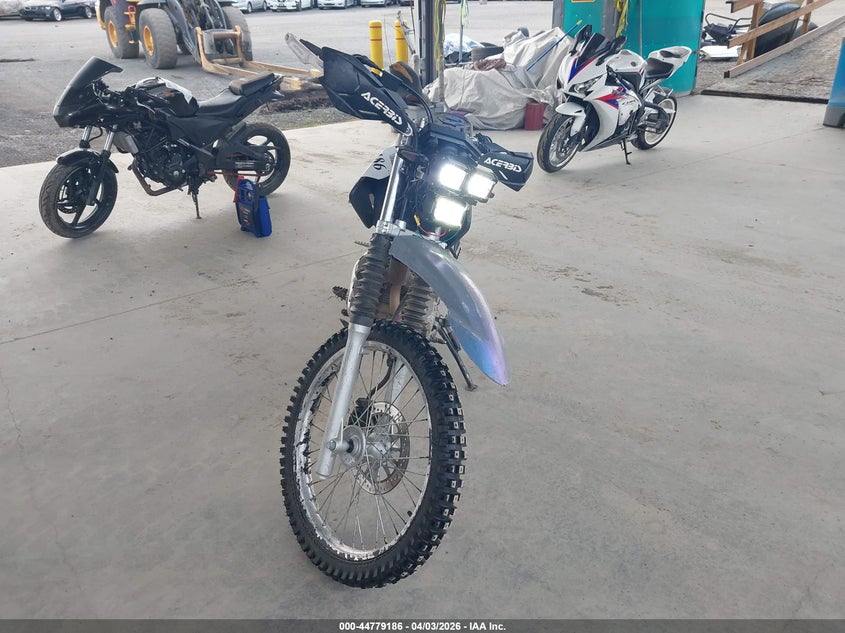 2023 Yamaha Xt250 VIN JYADG24E0PA016665 IAAI salvage auction — THEFT, Clear (Washington), sold $1,550 on 2026-08-26 (photo 5)