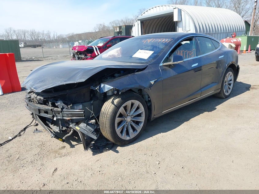2018 Tesla Model s VIN 5YJSA1E21JF249576 IAAI salvage auction — FRONT END, Salvage Title, sold $3,700 on 2026-07-23 (photo 2)