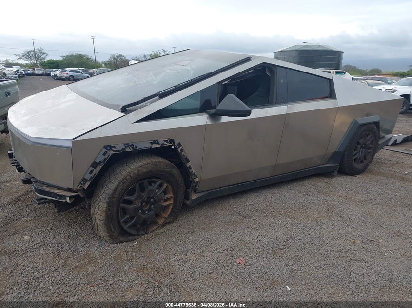 2024 Tesla Cybertruck VIN 7G2CEHED4RA049784 IAAI salvage auction — FRONT END, Salvage (Hawaii), sold $18,100 on 2026-08-18 (photo 2)