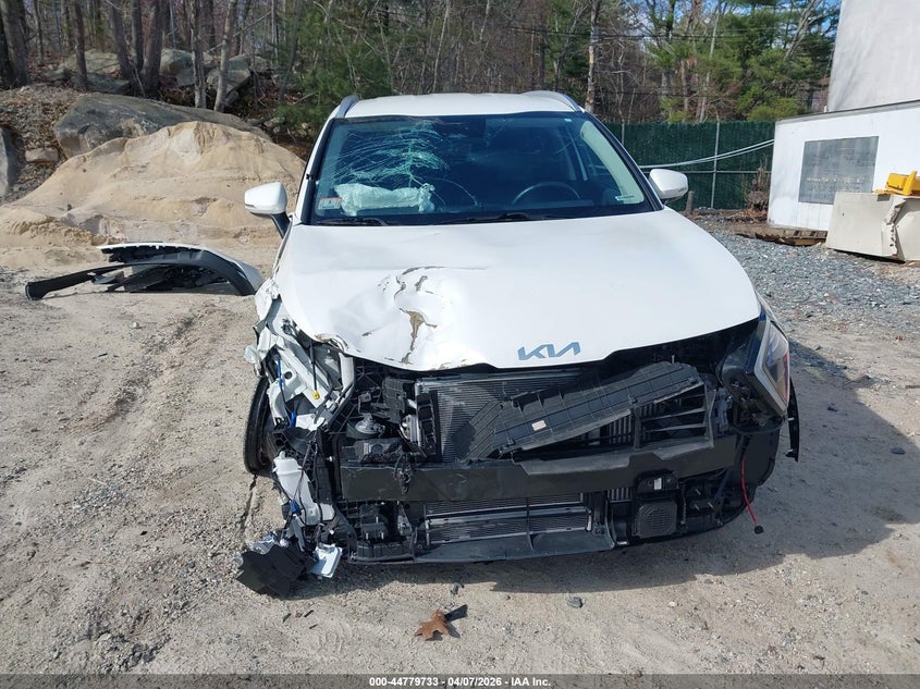 2023 Kia Sportage hybrid VIN KNDPVCAG3P7058103 IAAI salvage auction — FRONT END, Wait Title, sold $7,000 on 2026-07-28 (photo 6)