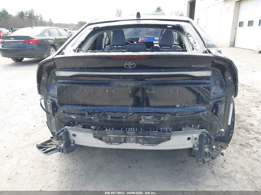 2023 Toyota Prius prime VIN JTDACACU7P3010100 IAAI salvage auction — ALL OVER, Salvage (New Hampshire), sold $6,000 on 2026-07-29 (photo 6)