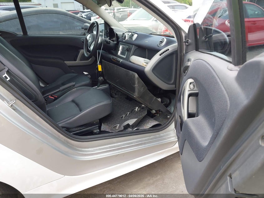2015 Smart Fortwo VIN WMEEJ3BA1FK810634 IAAI salvage auction — NORMAL WEAR, Wait Title, sold $550 on 2026-07-13 (photo 5)
