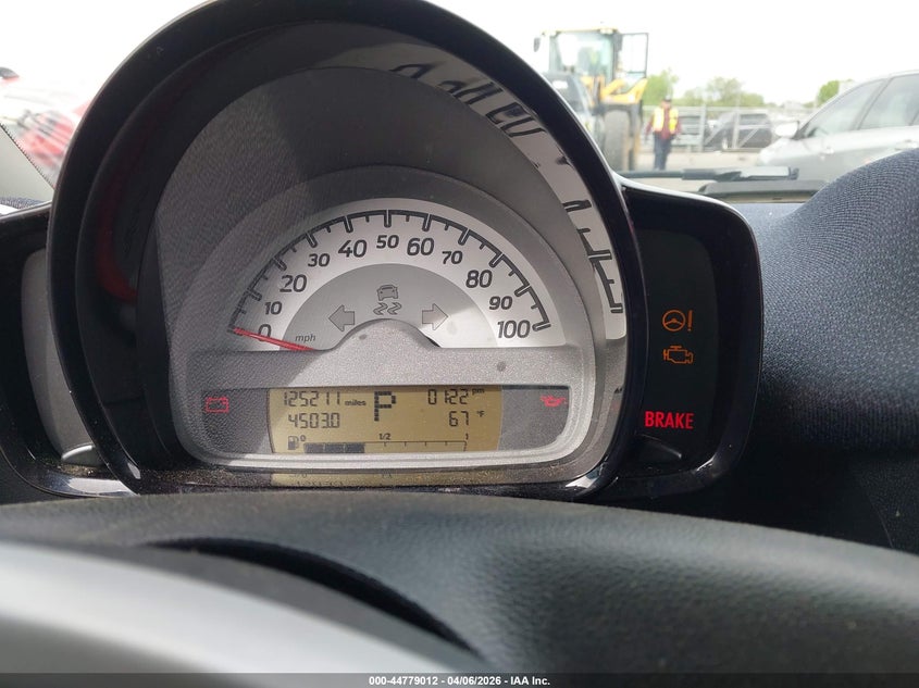 2015 Smart Fortwo VIN WMEEJ3BA1FK810634 IAAI salvage auction — NORMAL WEAR, Wait Title, sold $550 on 2026-07-13 (photo 7)